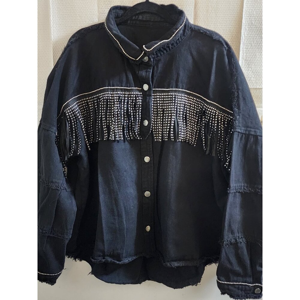 SHEIN BLACK STUDDED-FRINGE RAW-HEM HI-LOW BUTTON-DOWN DENIM TOP
